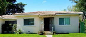 FAMILY Guayabita's House